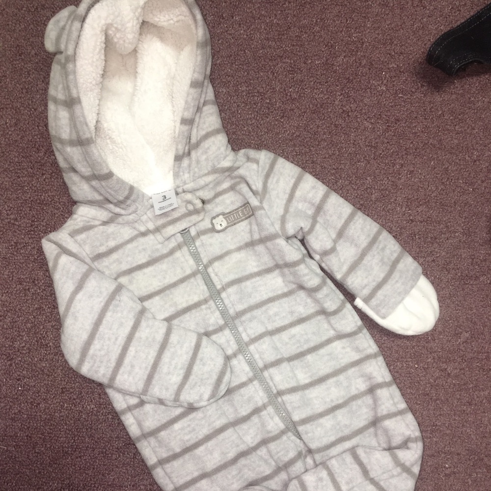 Carter’s 3 month adorable swaddle car seat outfit